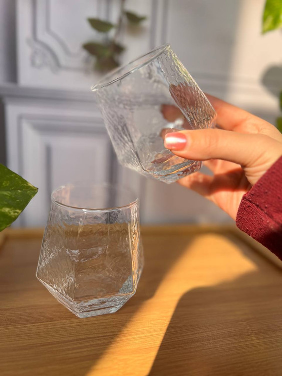 خرید لیوان چند ضلعی طرح دار برند دلی گلس deli glass