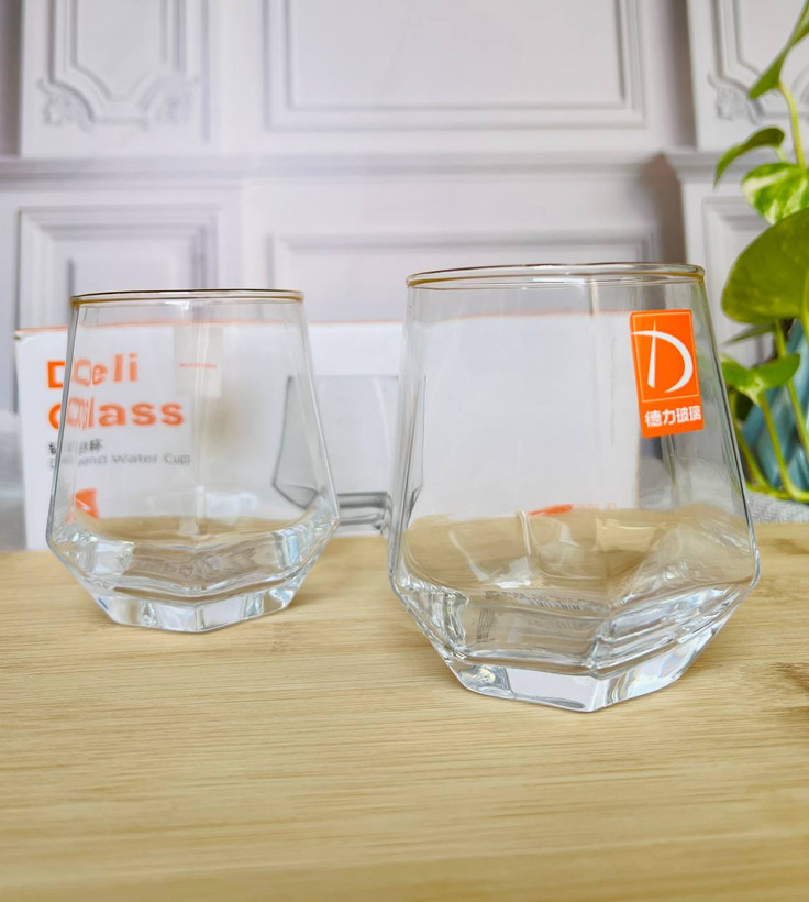 نیم لیوان لب طلایی شش ضلعی دلی Deli glass