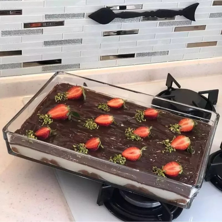 تابه و ظرف پیرکس مستطیل بورجام borcam Guzzini کد ۵۹۳۲۴