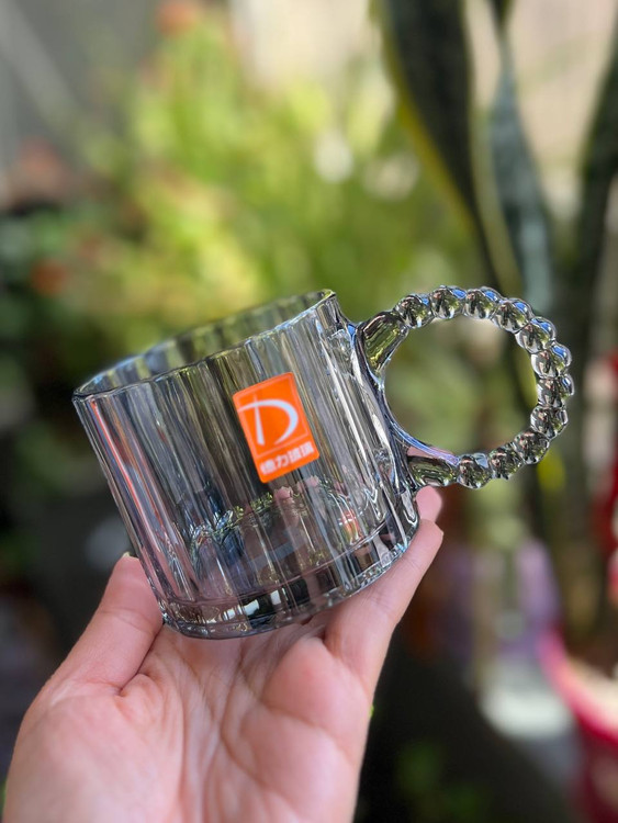 خرید لیوان دسته مرواریدی طرح راه راه رنگ دودی برند دلی گلس deli glass ست ۶ عددی