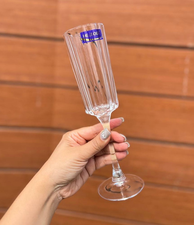 گیلاس بلوری از برند دلی گلس deli glass