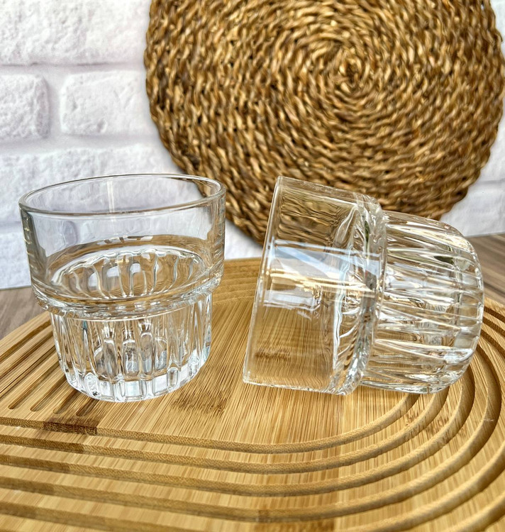 نیم لیوان deli glass