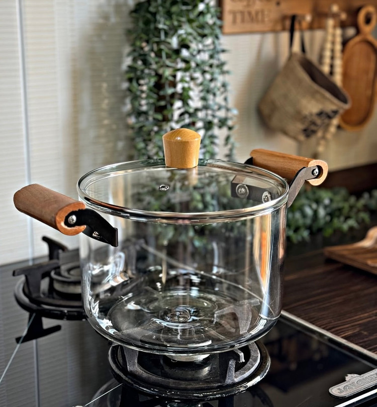 قابلمه پیرکس ۴/۵ لیتری دسته بامبو