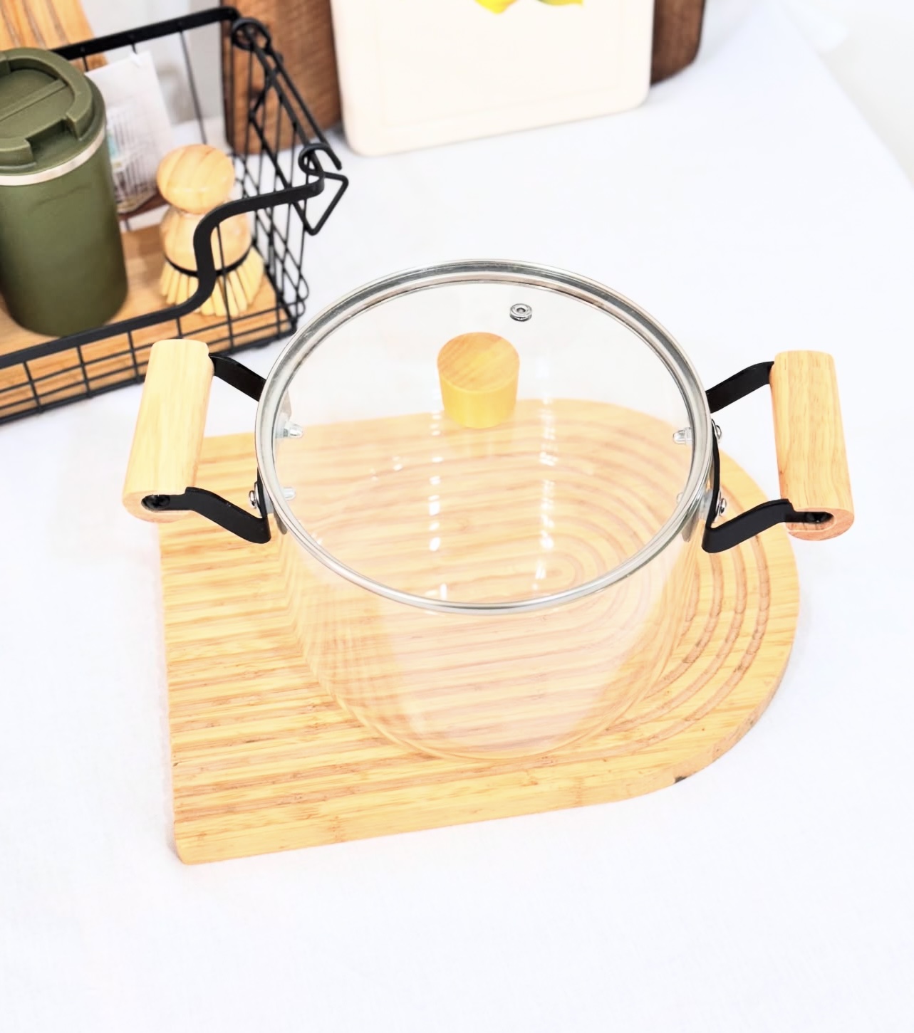 خرید قابلمه پیرکس ۳/۵ لیتری دسته بامبو