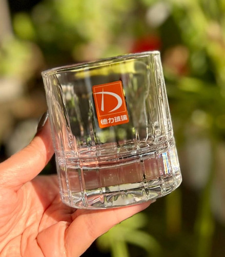 نیم لیوان کریستالی تراش دار دلی گلس deli glass