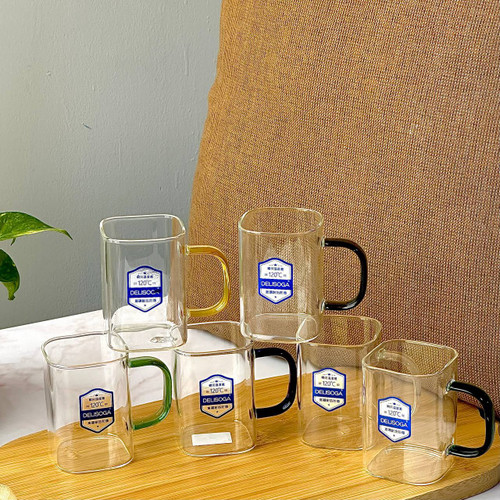 لیوان و ماگ مربع پیرکس دسته رنگی برند دلی گلس deli glass