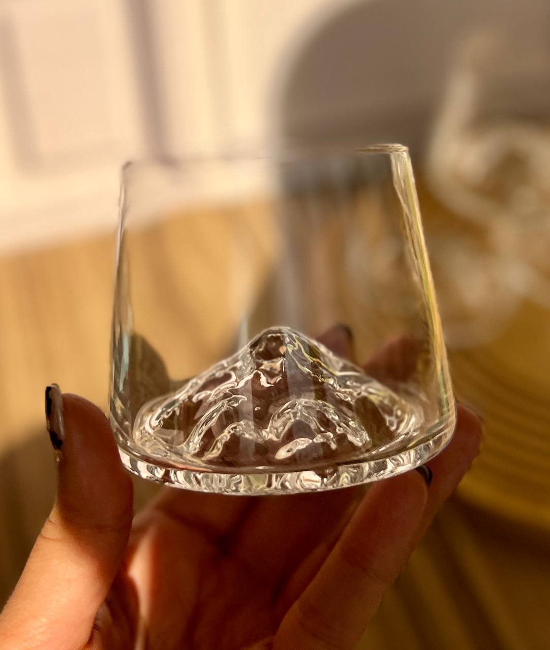 نیم لیوان کوه یخ دلی گلس