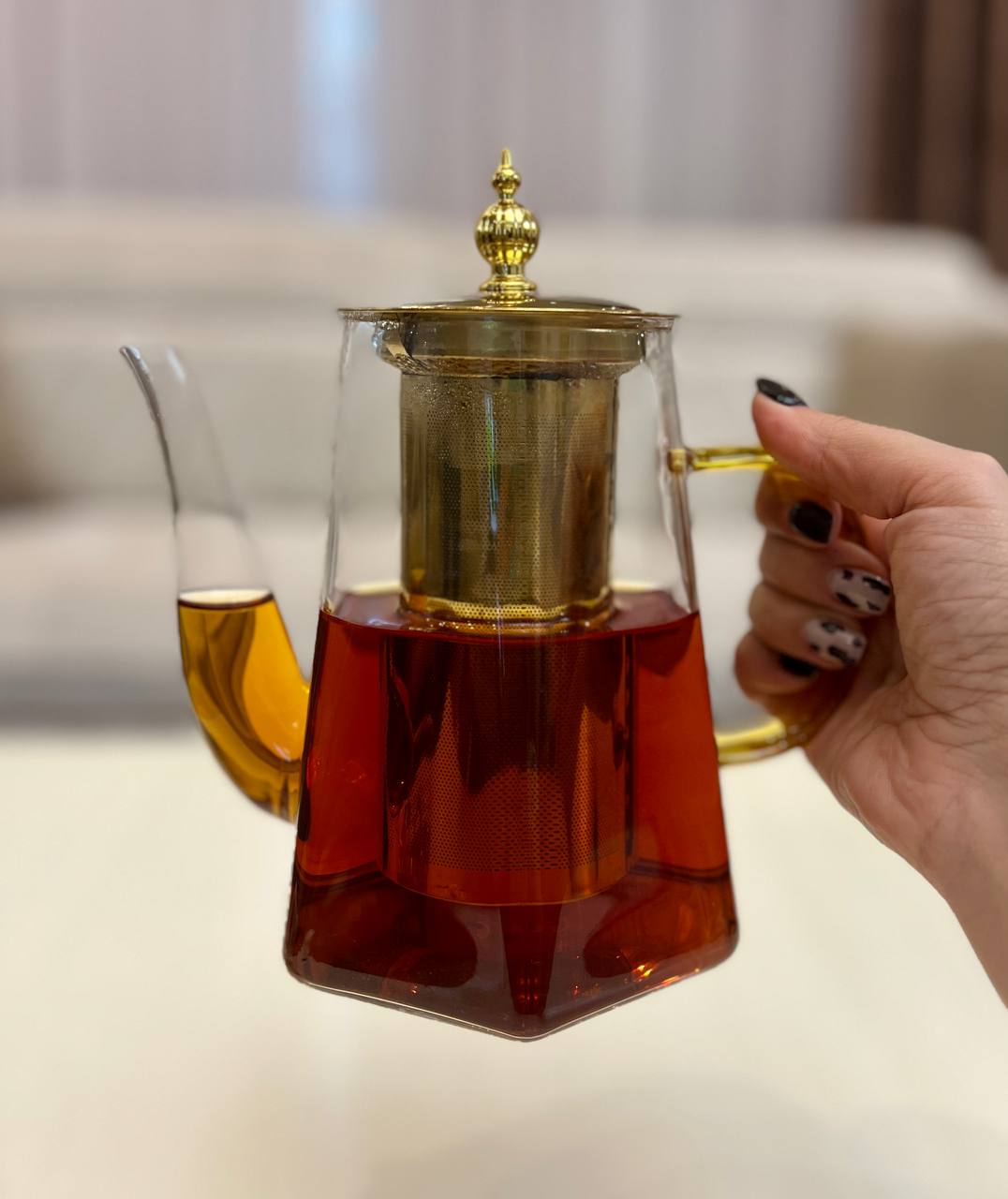 قوری پیرکس دسته رنگی شعله مستقیم چند ضلعی در طلایی