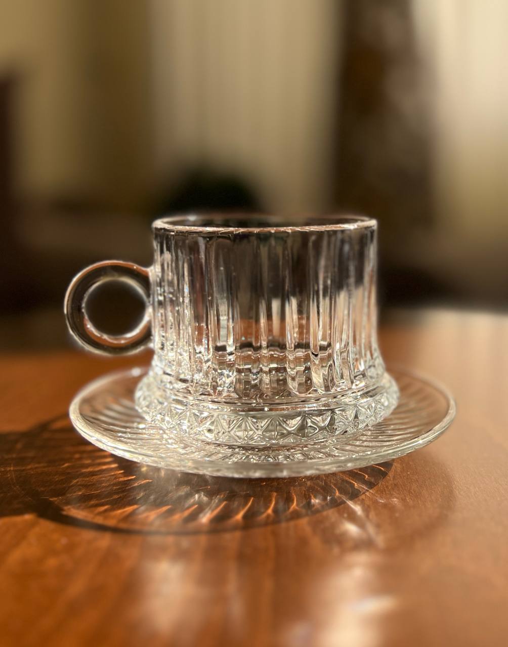 ست فنجان و نعلبکی مدل الیسا برند دلی گلس