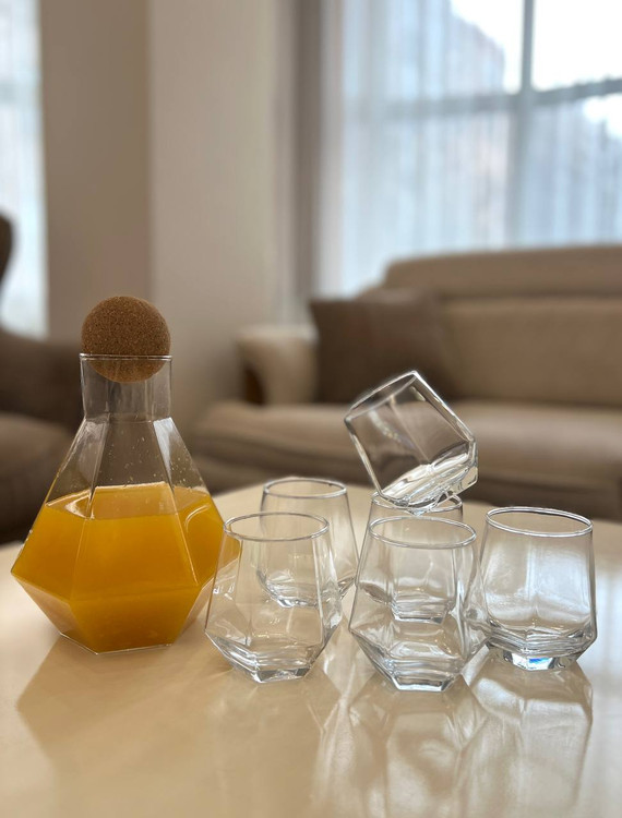 تنگ و لیوان شش ضلعی deli glass