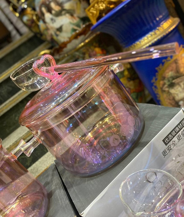 قابلمه پیرکس صورتی هولوگرامی ۱۹۰۰ میل