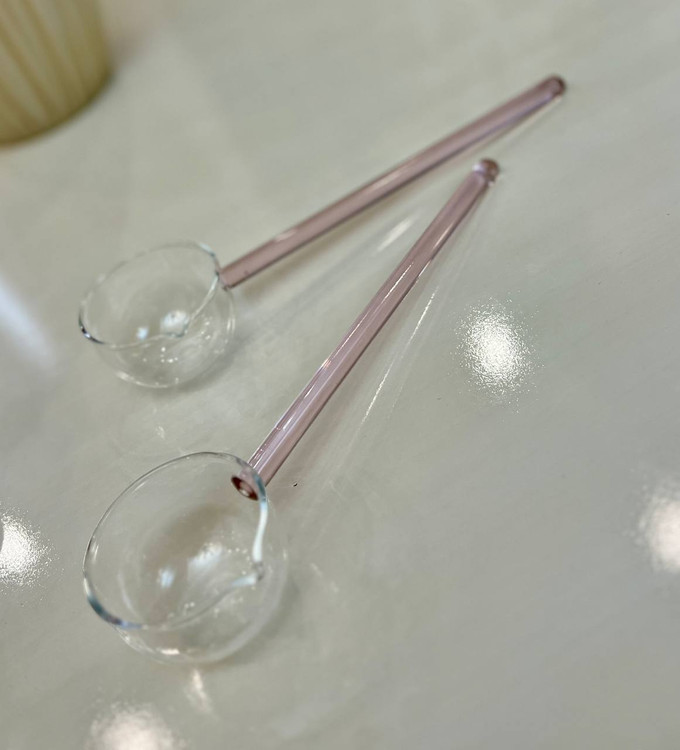 ملاقه و پیمانه پیرکس دسته صورتی