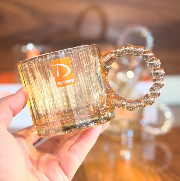 خرید لیوان و ماگ دسته مرواریدی شامپاینی دلی گلس deli glass