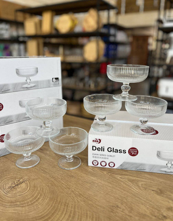 خرید دسرخوری شیاردار پایه دار برند دلی گلس deli glass