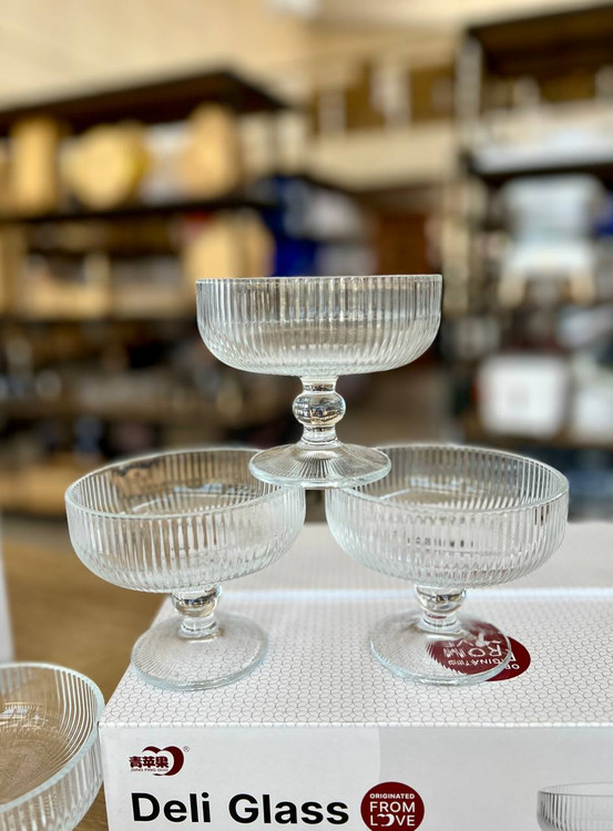 دسرخوری شیاردار پایه دار deli glass