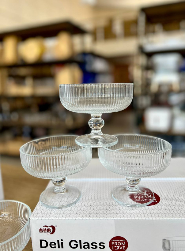 دسرخوری شیاردار پایه دار deli glass