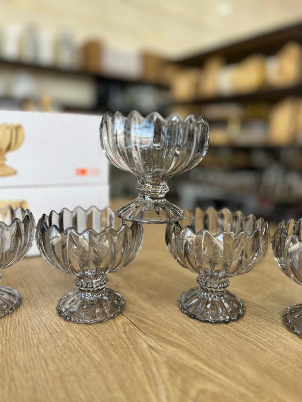 دسر خوری پایه دار دودی مدل جنوا دلی گلس deli glass