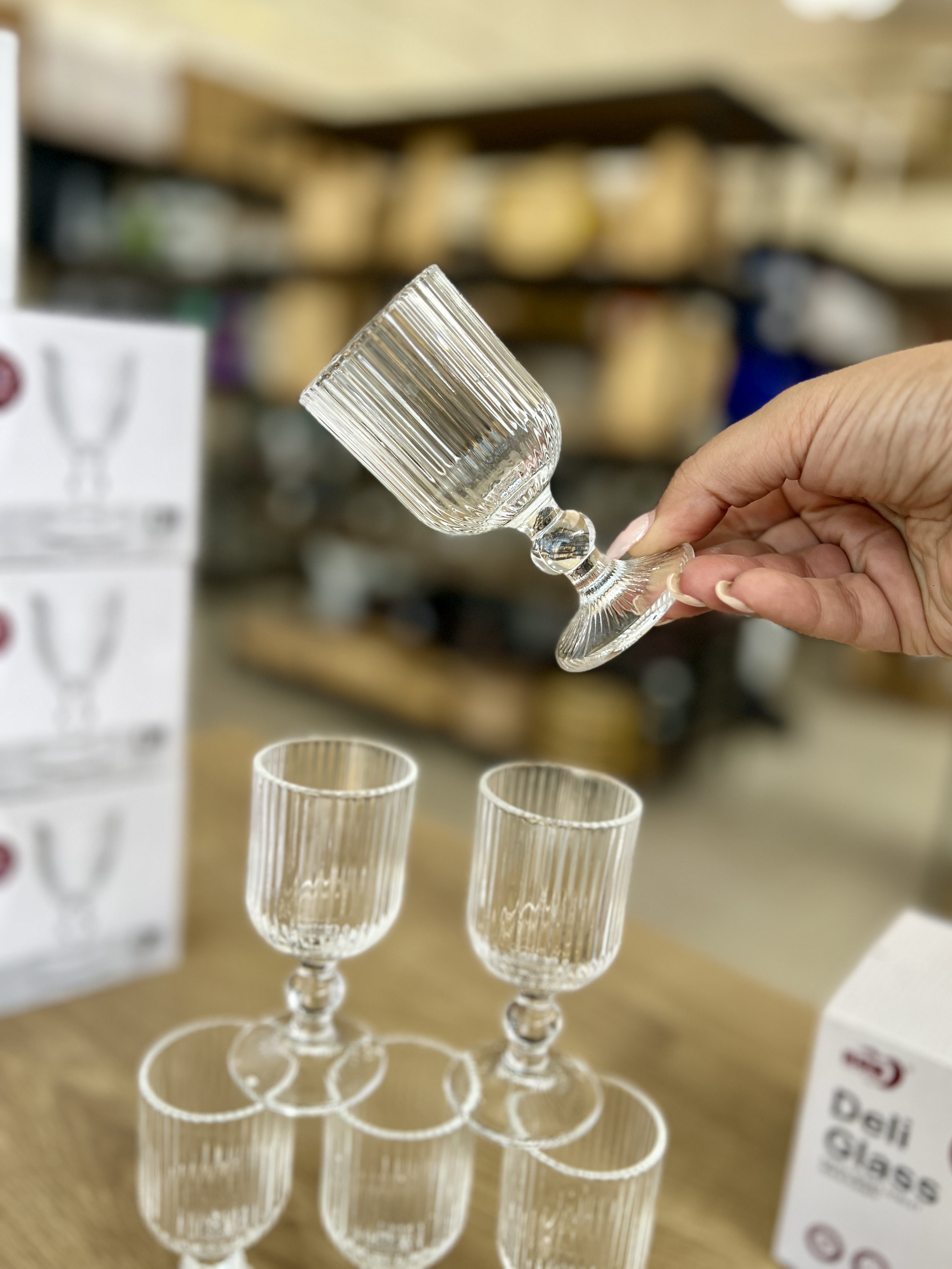 شات پایه دار مدل خطی دلی گلس deli glass