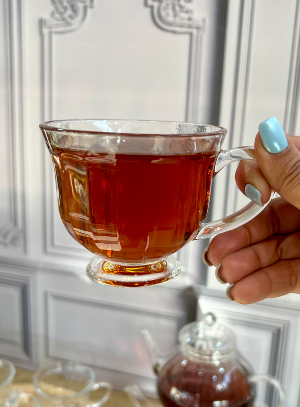 فنجان دسته دار و پایه دار مدل دلبر برند دلی گلس